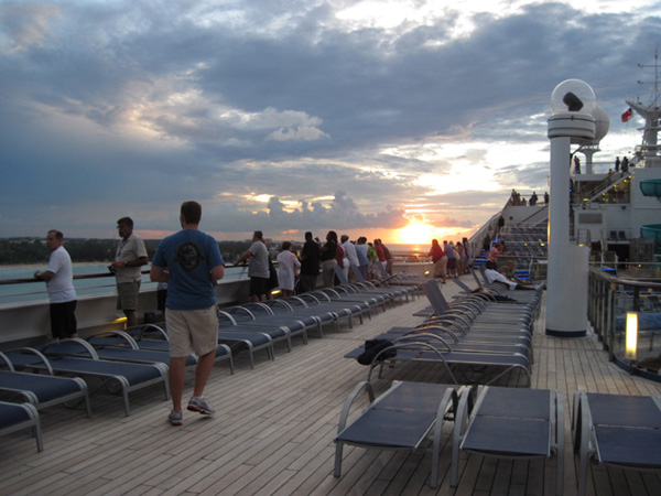 z-nassau-port-last-sunset2